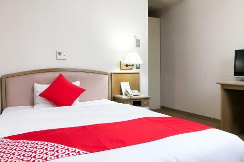 Hotel And Renta Car 660