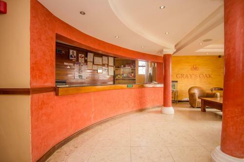 Grays Oak Hotel