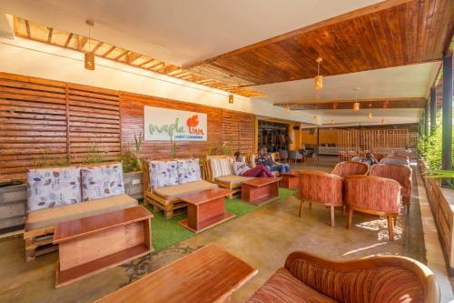Hotel Maple Inn