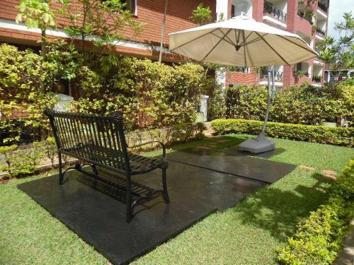 Court Apartments Samra
