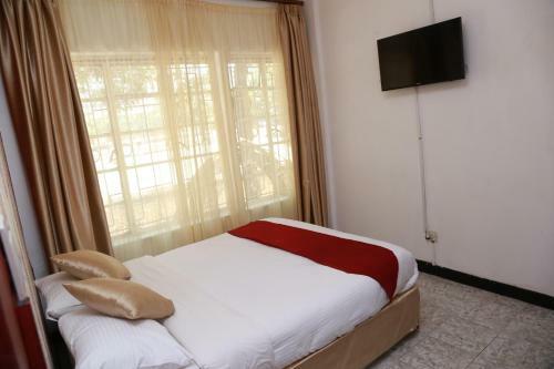 Hotel Embassy