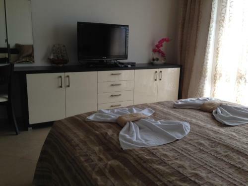 Argo Aparthotel