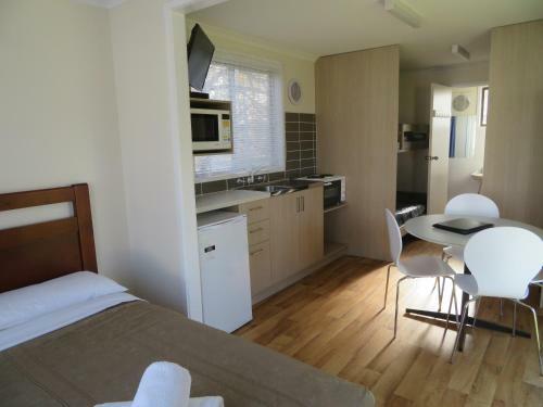 Warrnambool Holiday Park And Motel