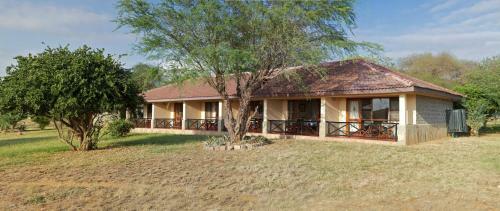 Ashnil Aruba Lodge