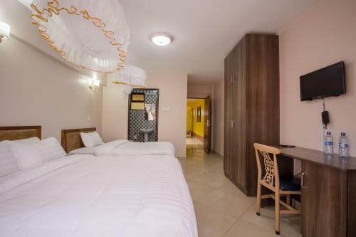 Paleo Hotel And Spa
