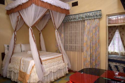 Right Venue Hotel