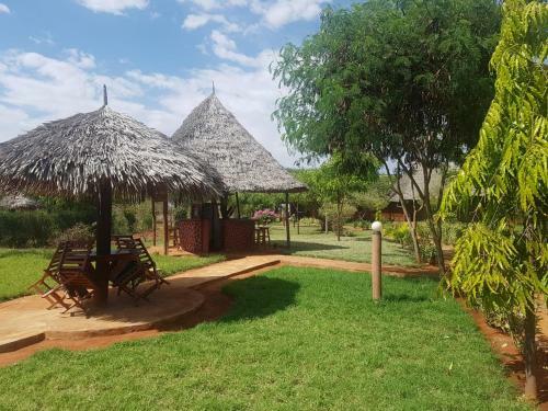 Hotel Lake Jipe Safari Camp