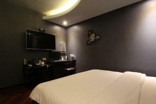 French Code Hotel