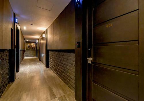 French Code Hotel