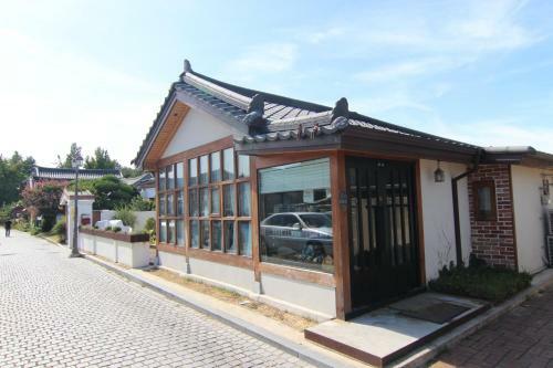 Hostal Jeonju Hyun Guesthouse