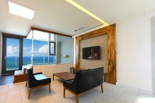 Pool Villa K