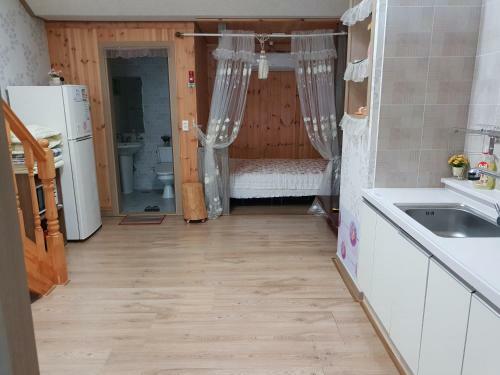 Jirisan One Night Two Days Pension