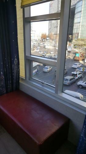 Hostal 24 Guesthouse Nampo Station
