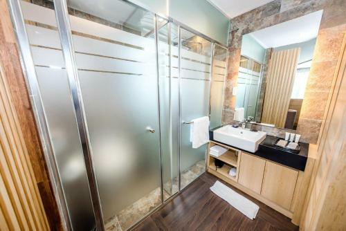 Hotel Mj Resort