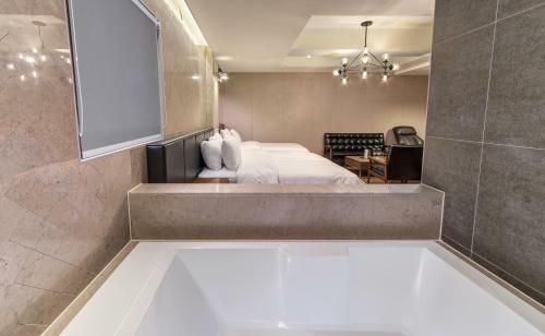 Capace Hotel Gangnam