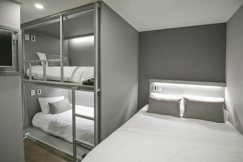 Hostal Philstay Myeongdong Station