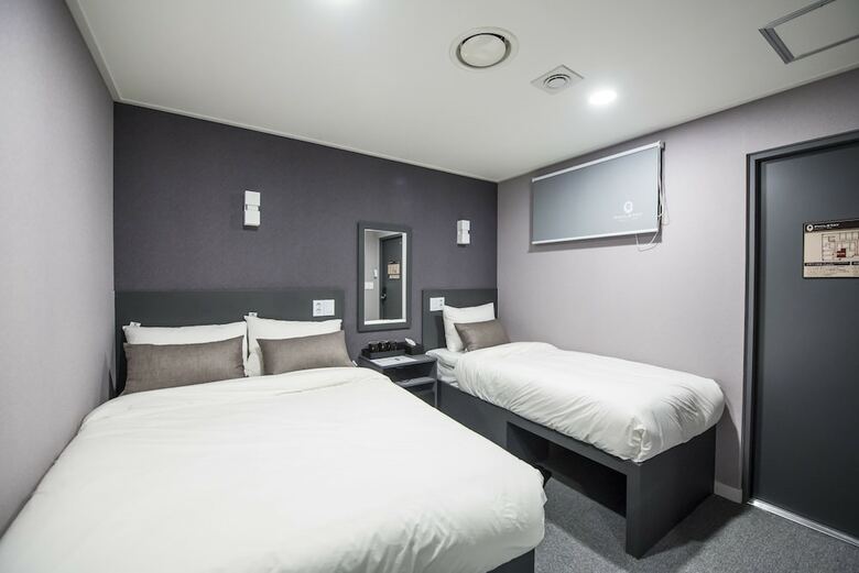 Hostal Philstay Myeongdong Metro