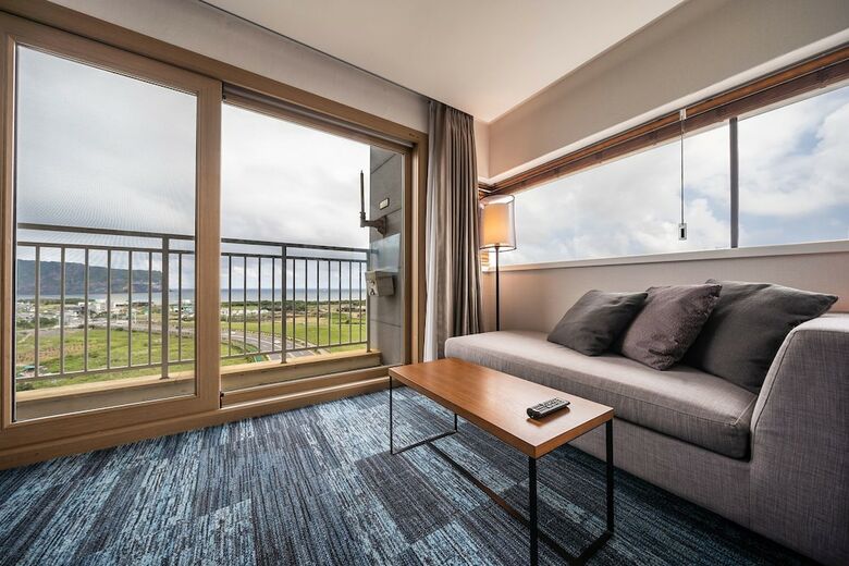 Golden Tulip Jeju Seongsan Hotel