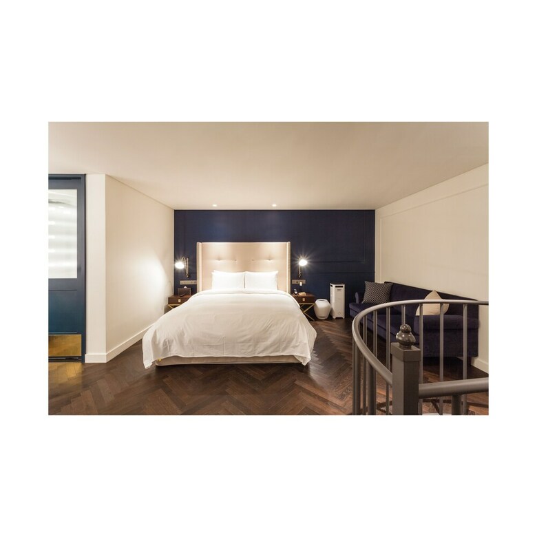 Hotel Playce Camp Jeju