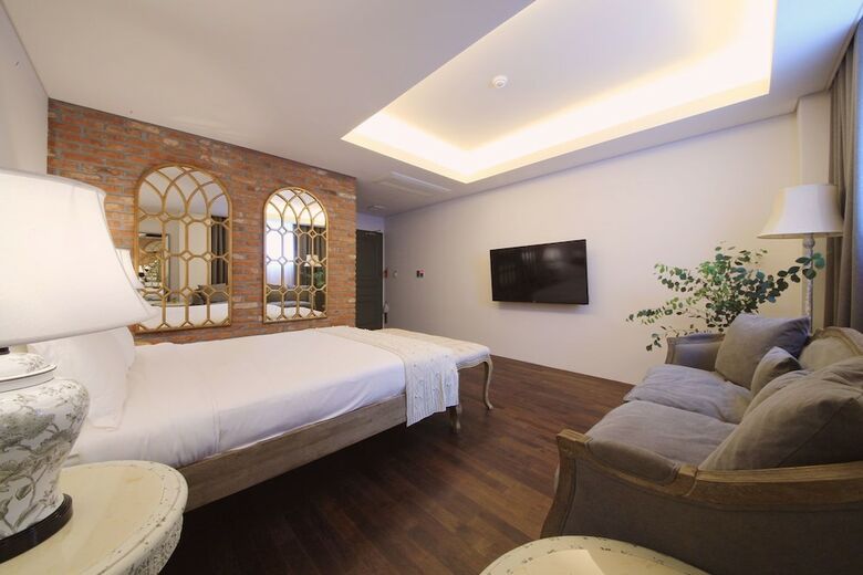 Kayla Boutique Hotel
