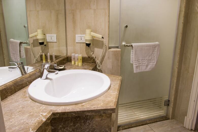 Hotel Paradise Inn Beach Resort