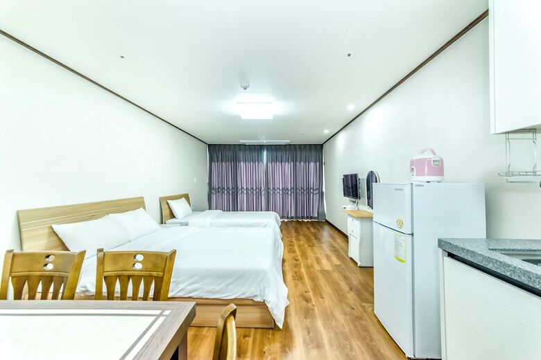Rejina Pension