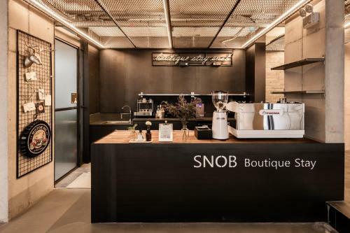 Hotel Snob Boutique Stay
