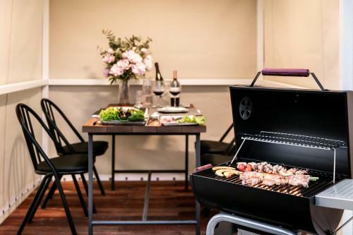 Hotel Snob Boutique Stay