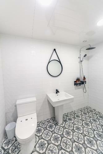 Motel Tongyeong Boutique Hotel Gray