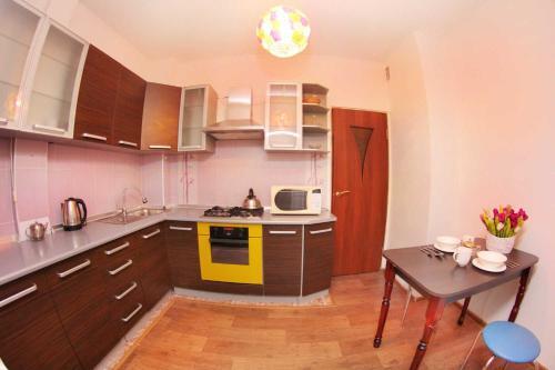 Apartment On Tolebaeva 32