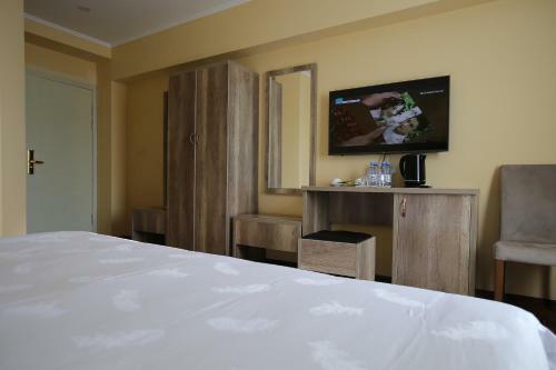 Altai Business Hotel