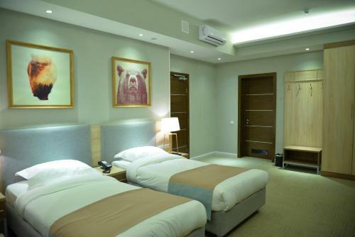 Green Which Hotel