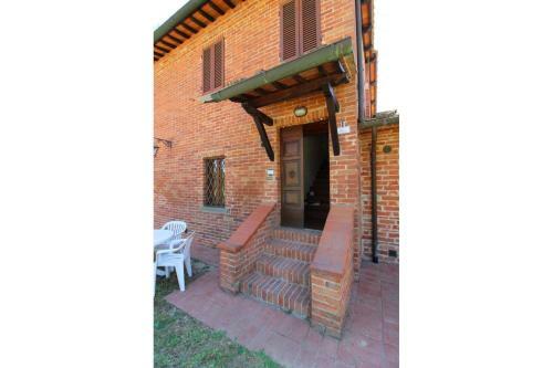 Sant'anastasio Villa Sleeps 24 Pool