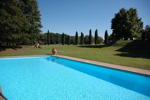 San Lorenzo Nuovo Villa Sleeps 20 Pool Wifi