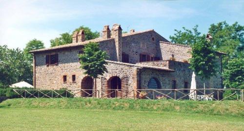 San Lorenzo Nuovo Villa Sleeps 20 Pool Wifi