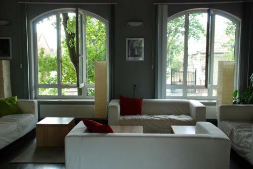 Hostal Posticum Host