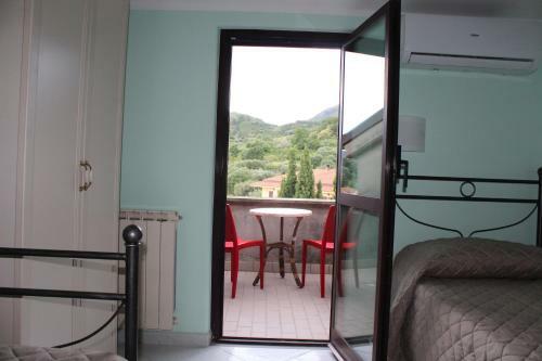 Hostal B&B Oikos