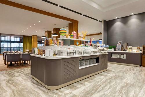 Hotel Wyndham Garden Astana