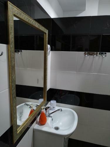 Milo Apart Hotel