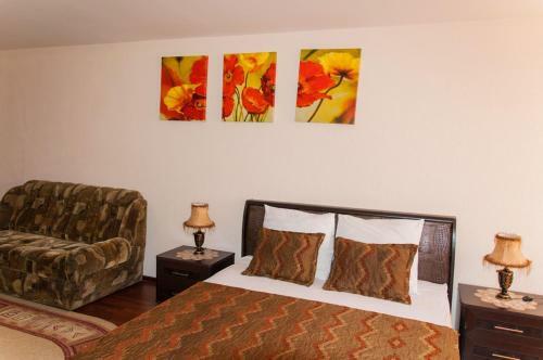 Corona Hotel