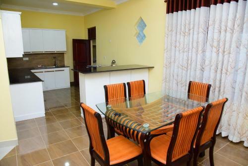 Bed & Breakfast Airport Blessings Villa
