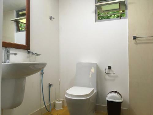 Bed & Breakfast Kathaluwa Villa