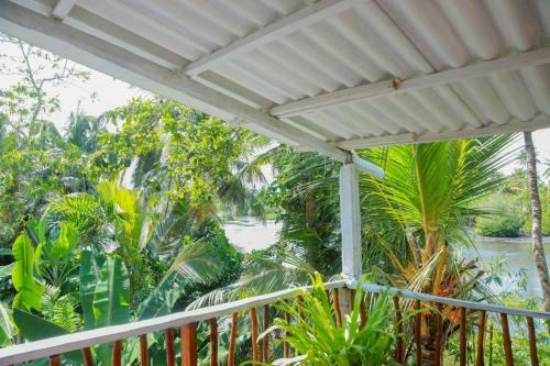 Hostal The Mangroves Villa Ahangama