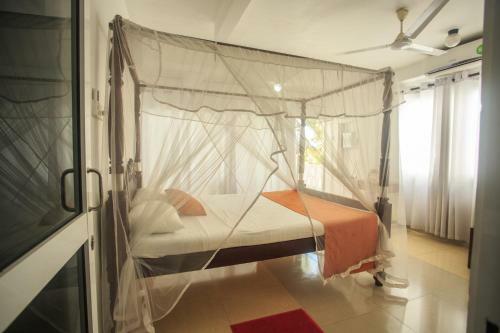 Hotel Tharanga Surfing Villa