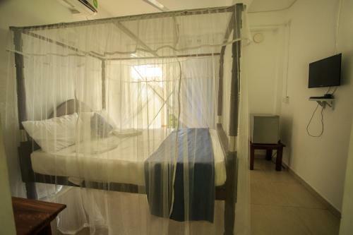 Hotel Tharanga Surfing Villa