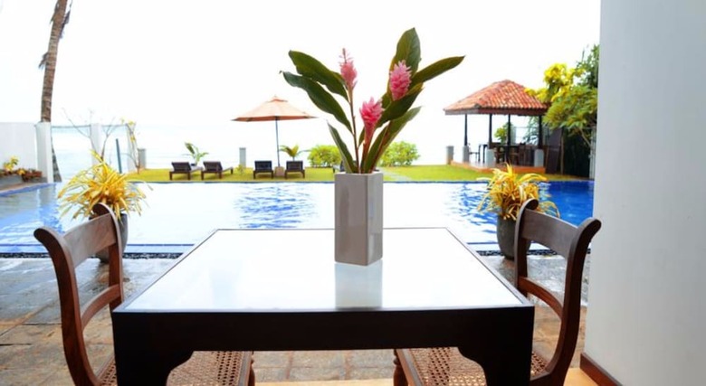 Hotel Ocean Crest