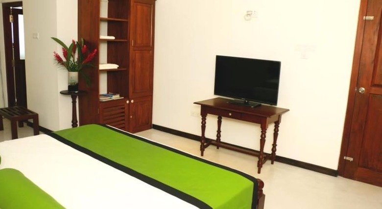 Hotel Ocean Crest