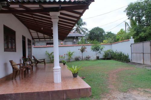 Villa Birds Paradise Hikkaduwa