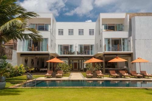 Hotel Kk Beach