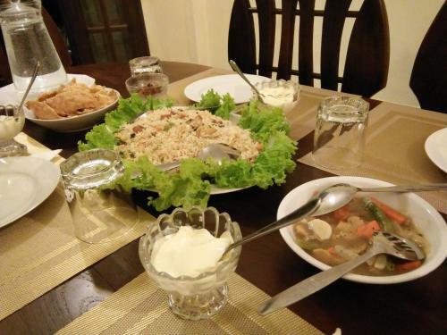 Hostal Budget Vacation Bungalow With Pool By Abha
